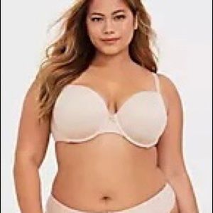 Torrid BRAND NEW 36DDD Shaping Demi Lightly Lined Bra - Beige - New with tags